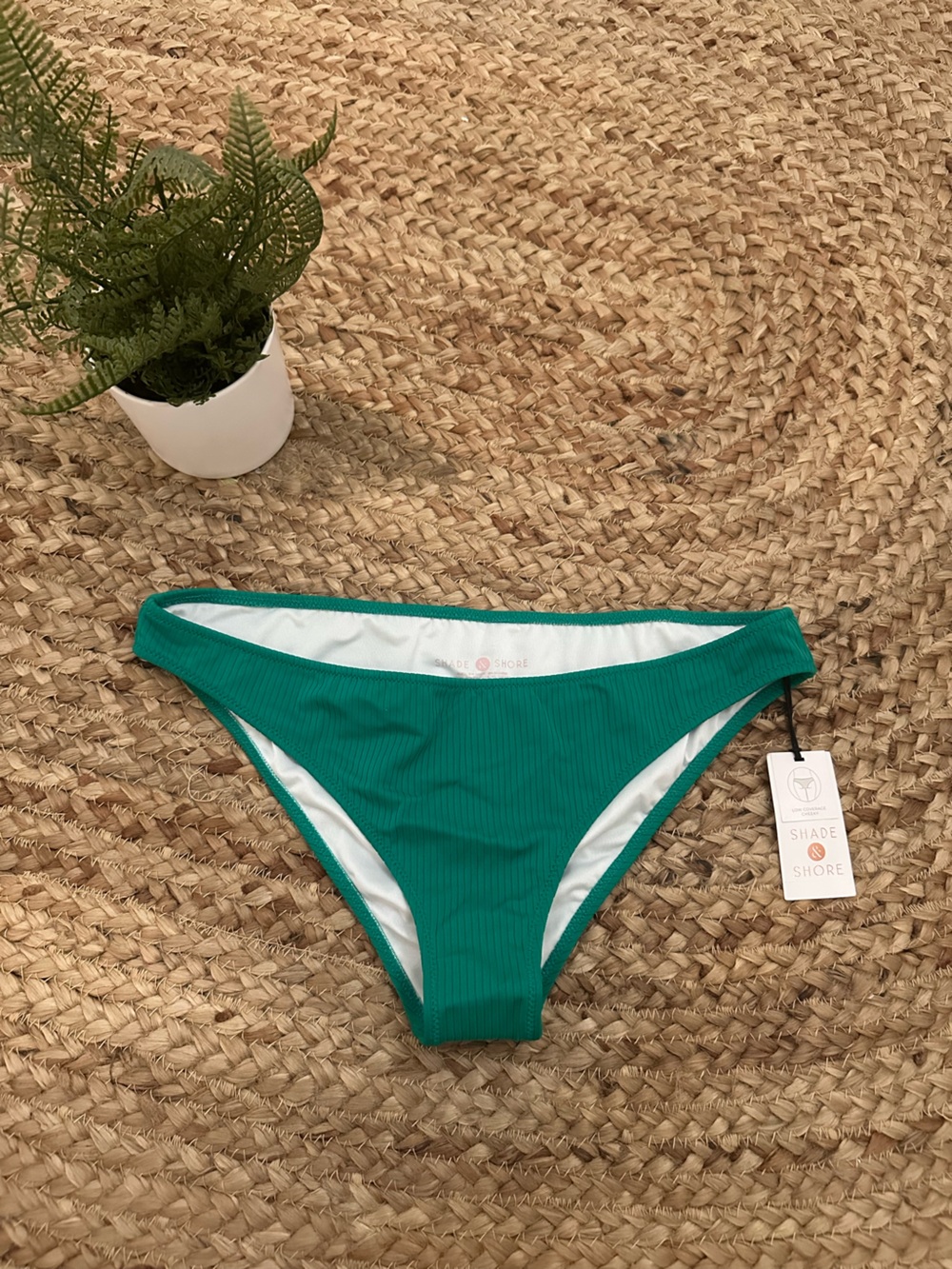 NWT GREEN RIBBED BIKINI BOTTOMS